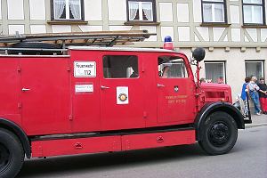 das alte Feuerwehrauto