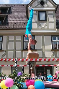 Handstand!!