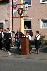 ein Mai-Gedicht, vorgetragen von Fr. Rottler