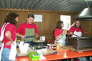 leckere Cevapcici und Crepes