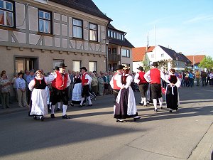 vor dem Rathaus